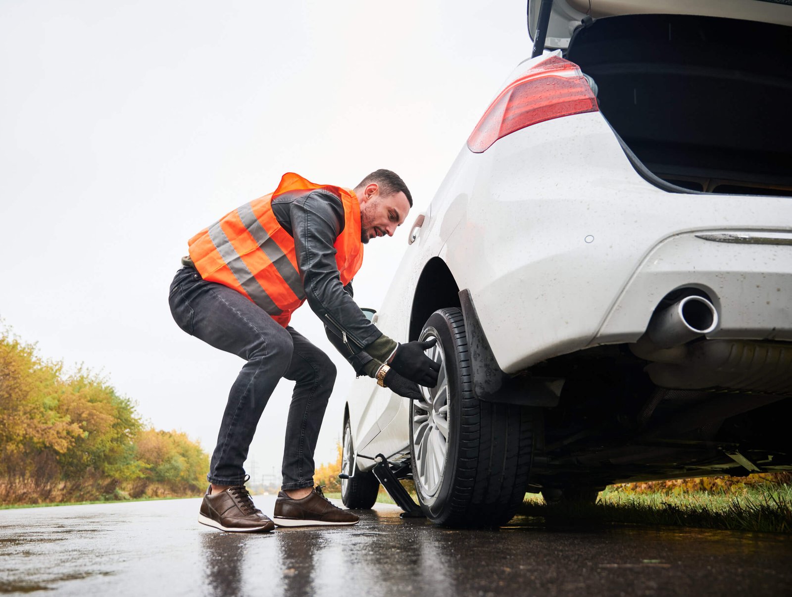 Flat Tyre Repair Abu Dhabi Image